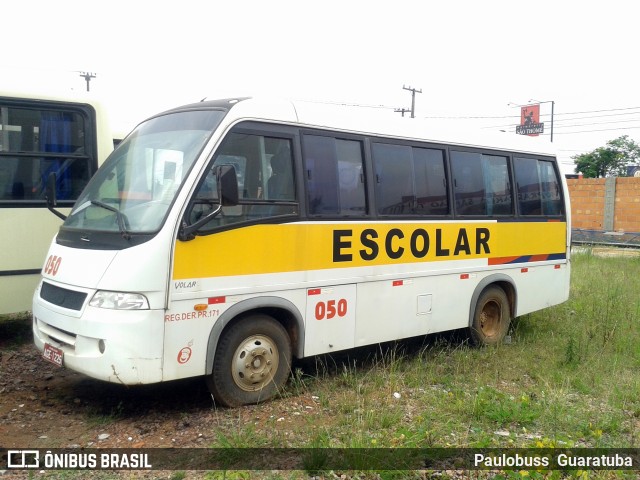 Escolares 050 na cidade de Ponta Grossa, Paraná, Brasil, por Paulobuss  Guaratuba. Número da foto: #13178974.