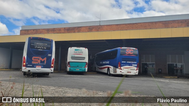 Transporte Coletivo Santa Maria 281 na cidade de Divinópolis, Minas Gerais, Brasil, por Flávio Paulino. Número da foto: #13102535.