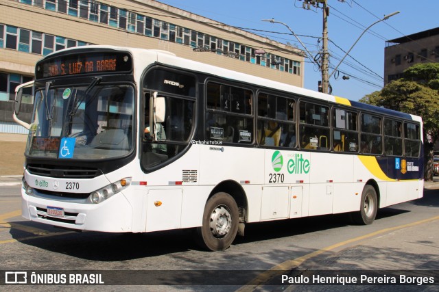 Viação Elite 2370 na cidade de Volta Redonda, Rio de Janeiro, Brasil, por Paulo Henrique Pereira Borges. Número da foto: #13105006.
