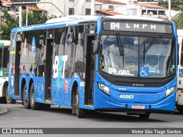 BRT Salvador 40067 na cidade de Salvador, Bahia, Brasil, por Victor São Tiago Santos. Número da foto: #13104857.