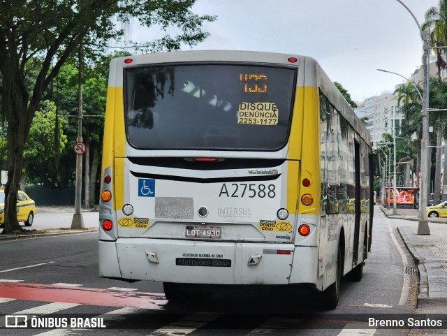 Transportes Vila Isabel A27588 na cidade de Rio de Janeiro, Rio de Janeiro, Brasil, por Brenno Santos. Número da foto: #13104022.