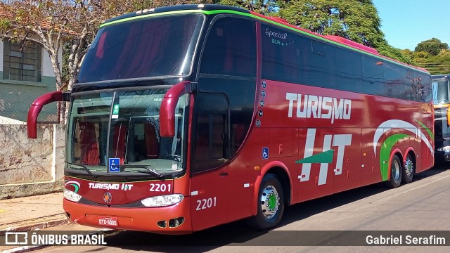 Turismo HT 2201 na cidade de Ribeirão do Pinhal, Paraná, Brasil, por Gabriel Serafim. Número da foto: #13105263.