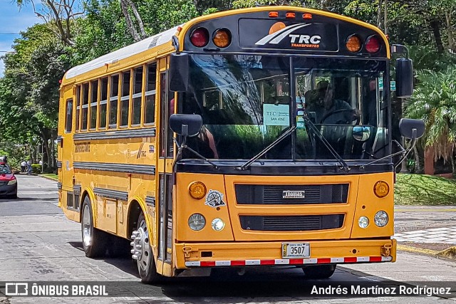 TRC 00 na cidade de San José, San José, Costa Rica, por Andrés Martínez Rodríguez. Número da foto: #13104427.