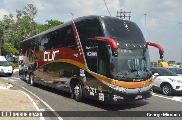 Mari Tur 1701 na cidade de São Paulo, São Paulo, Brasil, por George Miranda. Número da foto: #13103645.