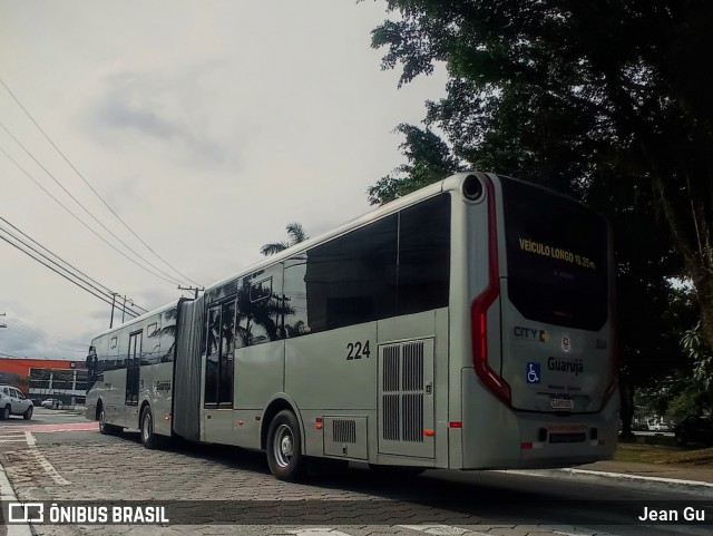 City Transporte Urbano Intermodal - Guarujá 224 na cidade de Guarujá, São Paulo, Brasil, por Jean Gu. Número da foto: #13103123.