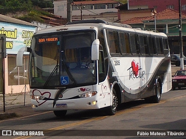 Trectur 3505 na cidade de Três Corações, Minas Gerais, Brasil, por Fábio Mateus Tibúrcio. Número da foto: #13104308.