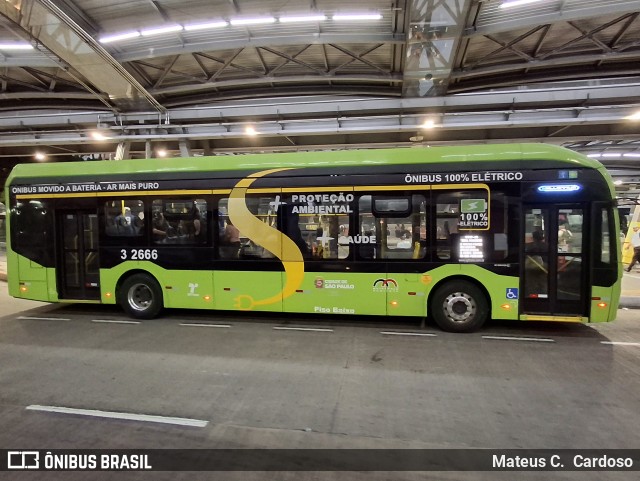 Viação Metrópole Paulista - Zona Leste 3 2666 na cidade de São Paulo, São Paulo, Brasil, por Mateus C.  Cardoso. Número da foto: #13106366.
