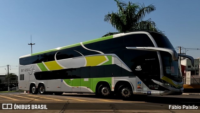 Brasil Sul Linhas Rodoviárias 3528 na cidade de Londrina, Paraná, Brasil, por Fábio Paixão. Número da foto: #13105976.