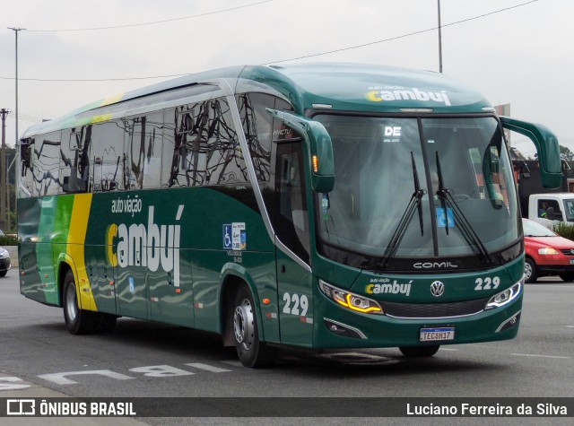 Auto Viação Cambuí 229 na cidade de São Paulo, São Paulo, Brasil, por Luciano Ferreira da Silva. Número da foto: #13107257.