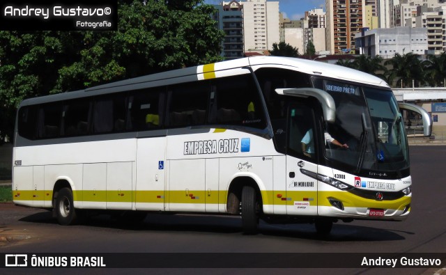 Empresa Cruz 49308 na cidade de Ribeirão Preto, São Paulo, Brasil, por Andrey Gustavo. Número da foto: #13107538.
