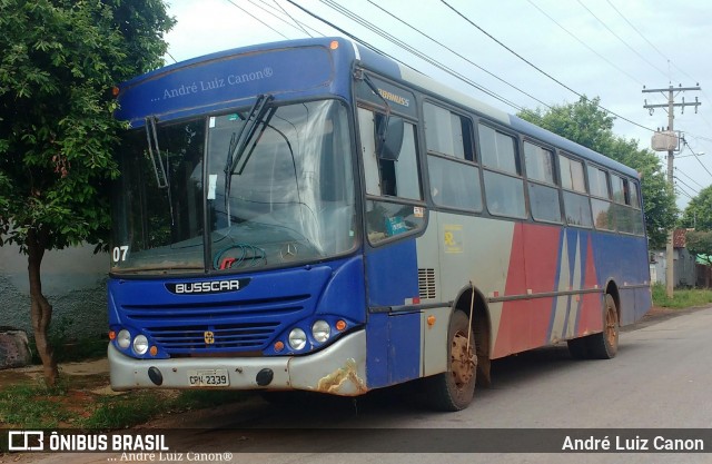 Ônibus Particulares 07 na cidade de Goianésia, Goiás, Brasil, por André Luiz Canon. Número da foto: #13107815.