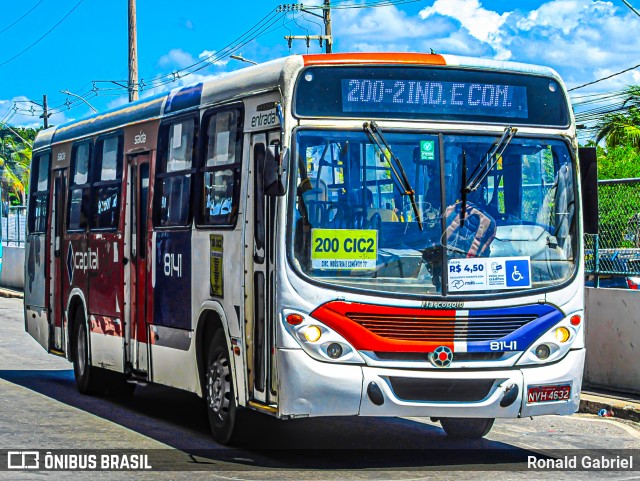 Capital Transportes 8141 na cidade de Aracaju, Sergipe, Brasil, por Ronald Gabriel. Número da foto: #13110005.