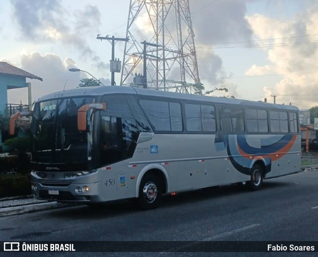 Ônibus Particulares 450 na cidade de Salinópolis, Pará, Brasil, por Fabio Soares. Número da foto: #13108673.