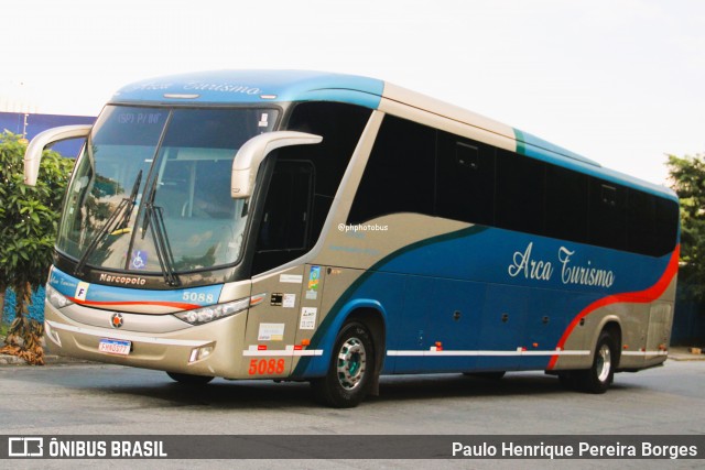 Arca Turismo 5088 na cidade de São Paulo, São Paulo, Brasil, por Paulo Henrique Pereira Borges. Número da foto: #13109103.