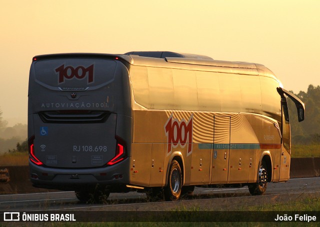Auto Viação 1001 RJ 108.698 na cidade de Canas, São Paulo, Brasil, por João Felipe. Número da foto: #13108728.
