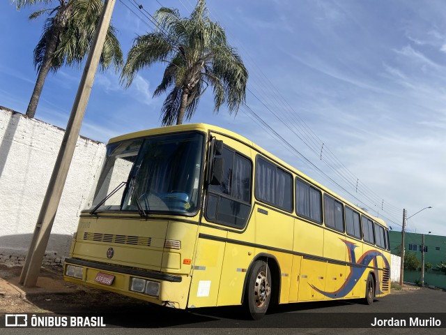 Ônibus Particulares 7006 na cidade de Cardoso, São Paulo, Brasil, por Jordan Murilo. Número da foto: #13110661.