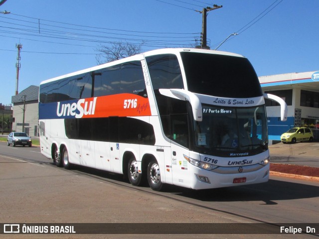 Unesul de Transportes 5716 na cidade de Cascavel, Paraná, Brasil, por Felipe  Dn. Número da foto: #13112657.