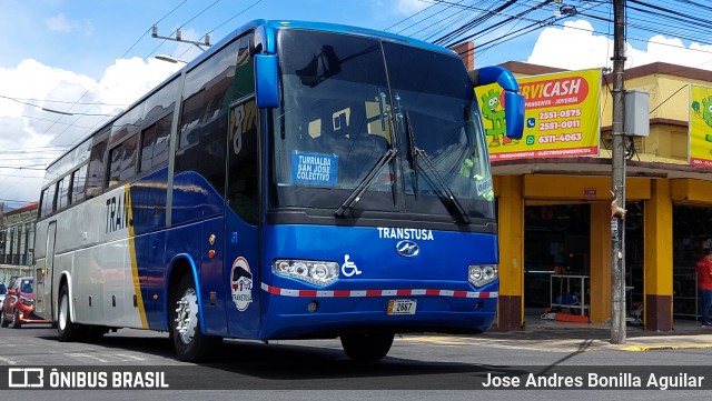 Pulmitan De Liberia  na cidade de Cartago, Costa Rica, por Jose Andres Bonilla Aguilar. Número da foto: #13110403.