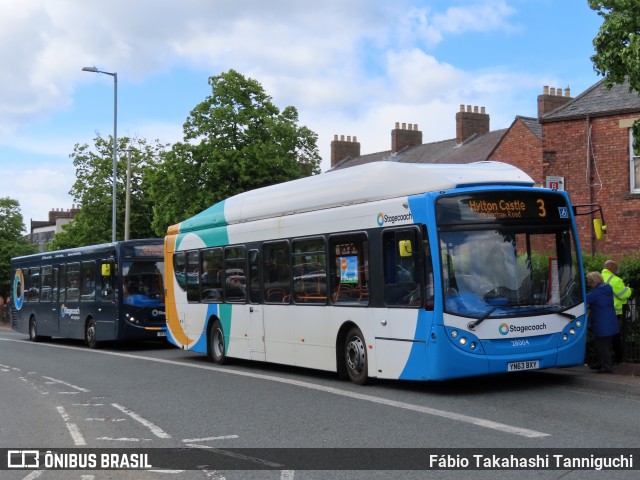 Stagecoach 28004 na cidade de Sunderland, Tyne and Wear, Inglaterra, por Fábio Takahashi Tanniguchi. Número da foto: #13111691.