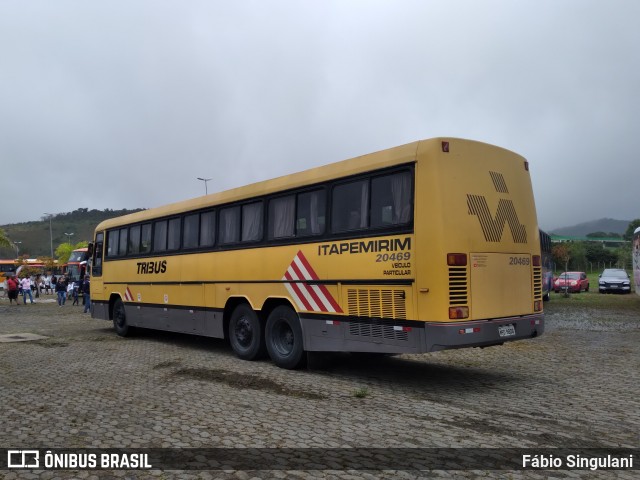 Ônibus Particulares 20469 na cidade de Juiz de Fora, Minas Gerais, Brasil, por Fábio Singulani. Número da foto: #13110638.