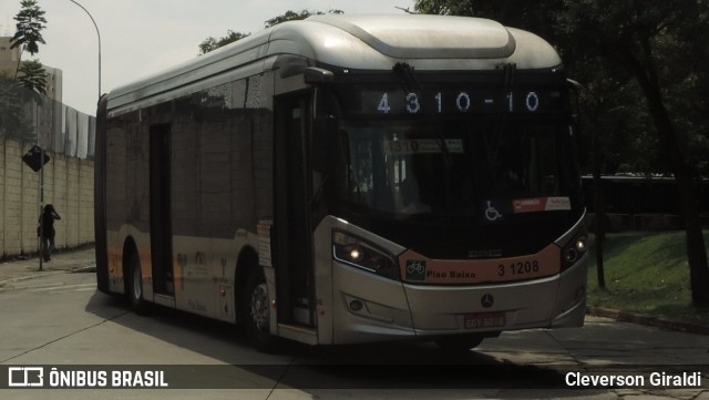 Viação Metrópole Paulista - Zona Leste 3 1208 na cidade de São Paulo, São Paulo, Brasil, por Cleverson Giraldi. Número da foto: #13110596.