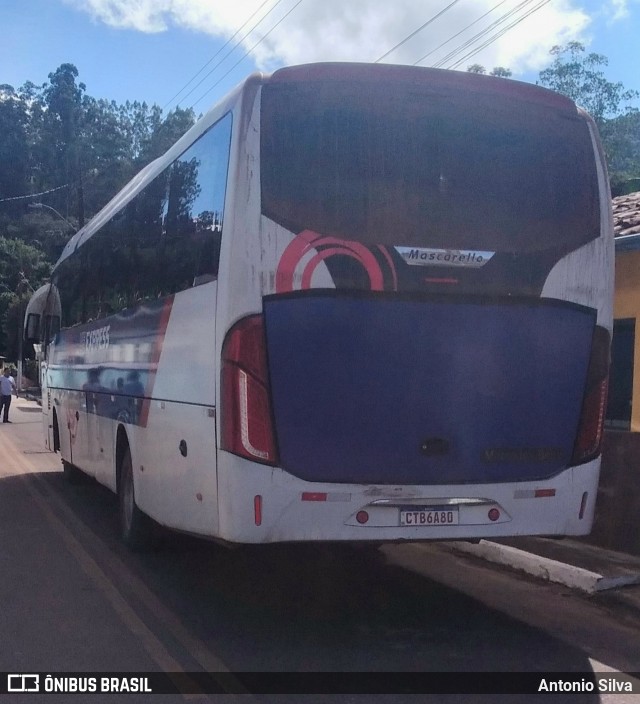 HE Express  na cidade de Santa Bárbara, Minas Gerais, Brasil, por Antonio Silva. Número da foto: #13113096.