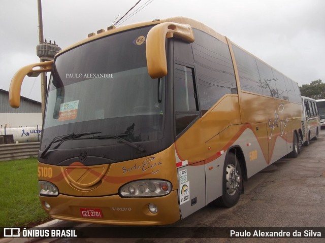 Santa Clara Tour 5100 na cidade de Queimados, Rio de Janeiro, Brasil, por Paulo Alexandre da Silva. Número da foto: #13113915.