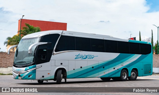 Turistar 2506 na cidade de Morelia, Michoacán, México, por Fabián Reyes. Número da foto: #13116003.