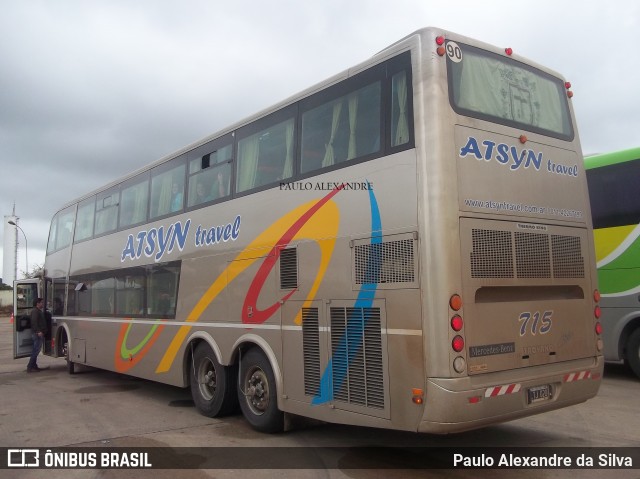 Atsyn Travel 715 na cidade de Queimados, Rio de Janeiro, Brasil, por Paulo Alexandre da Silva. Número da foto: #13114301.