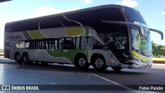 Brasil Sul Linhas Rodoviárias 3730 na cidade de Londrina, Paraná, Brasil, por Fábio Paixão. Número da foto: #13113186.