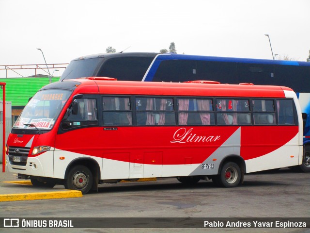 Express Litmar SFRY51 na cidade de Santa Cruz, Colchagua, Libertador General Bernardo O'Higgins, Chile, por Pablo Andres Yavar Espinoza. Número da foto: #13114979.