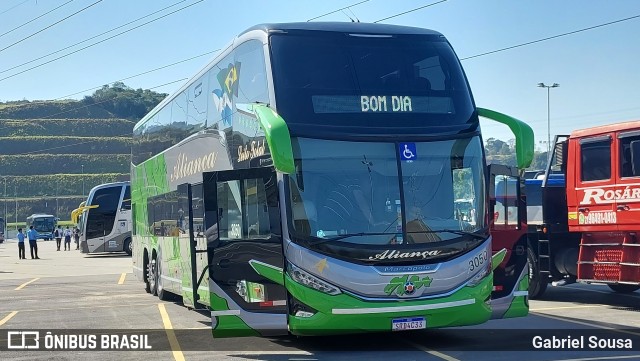 Aliança Turismo 3050 na cidade de Duque de Caxias, Rio de Janeiro, Brasil, por Gabriel Sousa. Número da foto: #13114329.