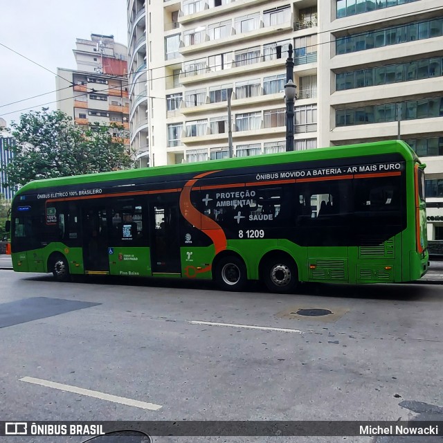 TRANSPPASS - Transporte de Passageiros 8 1209 na cidade de São Paulo, São Paulo, Brasil, por Michel Nowacki. Número da foto: #13115805.