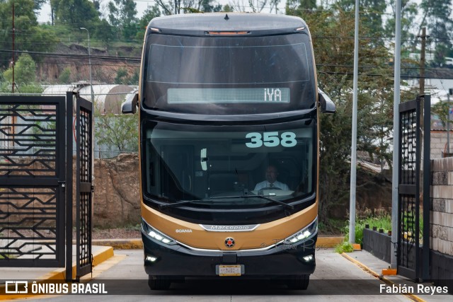 Autotransportes TUFESA 358 na cidade de Tarímbaro, Michoacán, México, por Fabián Reyes. Número da foto: #13115911.