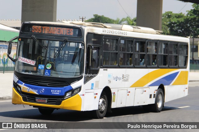 Auto Viação Três Amigos B44581 na cidade de Rio de Janeiro, Rio de Janeiro, Brasil, por Paulo Henrique Pereira Borges. Número da foto: #13114663.