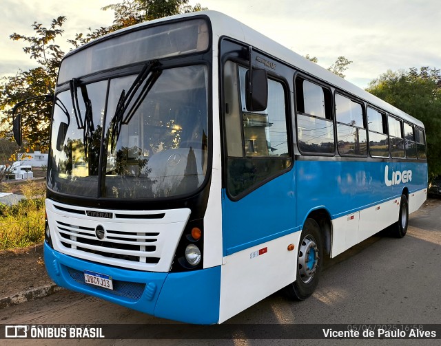 Líder Turismo 13 na cidade de Santo Antônio do Monte, Minas Gerais, Brasil, por Vicente de Paulo Alves. Número da foto: #13115904.