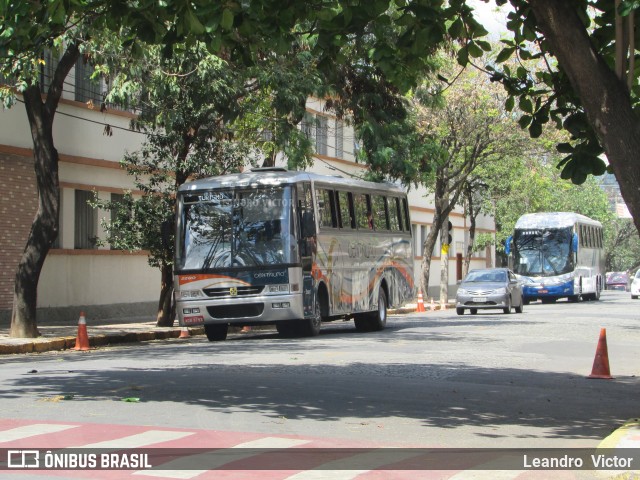 Centauro Turismo 2200 na cidade de Belo Horizonte, Minas Gerais, Brasil, por Leandro  Victor. Número da foto: #13117980.