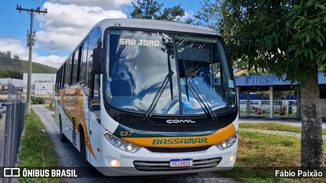 Viação Bassamar 137 na cidade de Juiz de Fora, Minas Gerais, Brasil, por Fábio Paixão. Número da foto: #13118099.