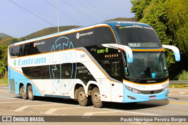 Emtram 5600 na cidade de Barra do Piraí, Rio de Janeiro, Brasil, por Paulo Henrique Pereira Borges. Número da foto: #13118553.