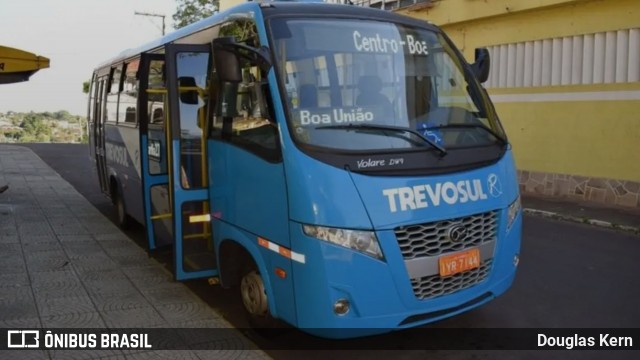 Trevosul Transportes 0418 na cidade de Estrela, Rio Grande do Sul, Brasil, por Douglas Kern. Número da foto: #13116935.