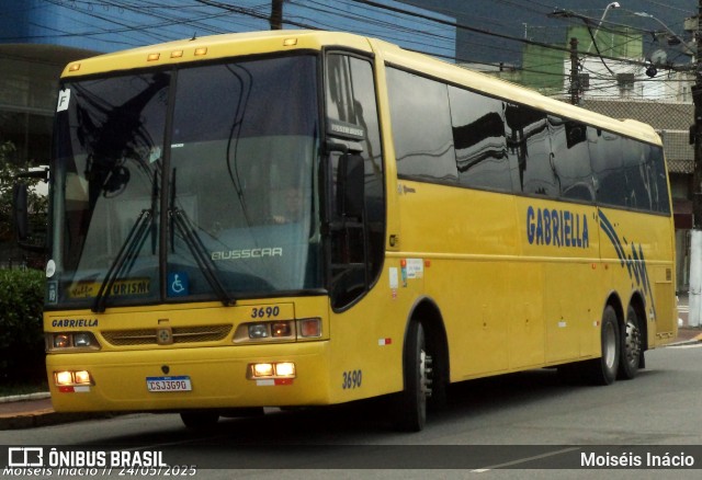 Gabriella Tour 3690 na cidade de Cubatão, São Paulo, Brasil, por Moiséis Inácio. Número da foto: #13117614.