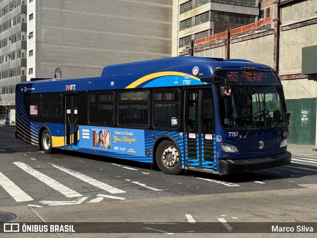 MTA New York City 7787 na cidade de Brooklyn, New York, Estados Unidos, por Marco Silva. Número da foto: #13118680.