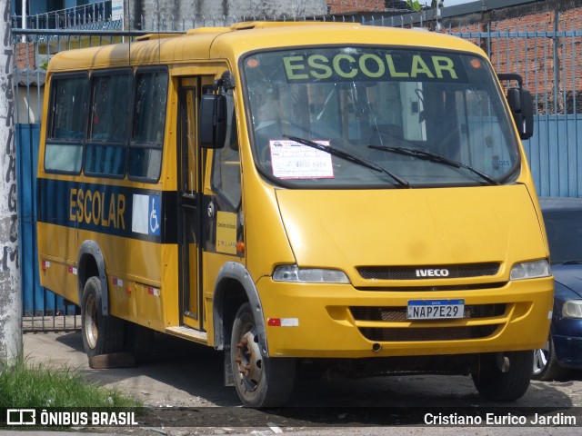 Escolares NAP7E29 na cidade de Manaus, Amazonas, Brasil, por Cristiano Eurico Jardim. Número da foto: #13183491.
