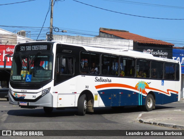 Auto Viação Salineira 743 na cidade de Cabo Frio, Rio de Janeiro, Brasil, por Leandro de Sousa Barbosa. Número da foto: #13181829.