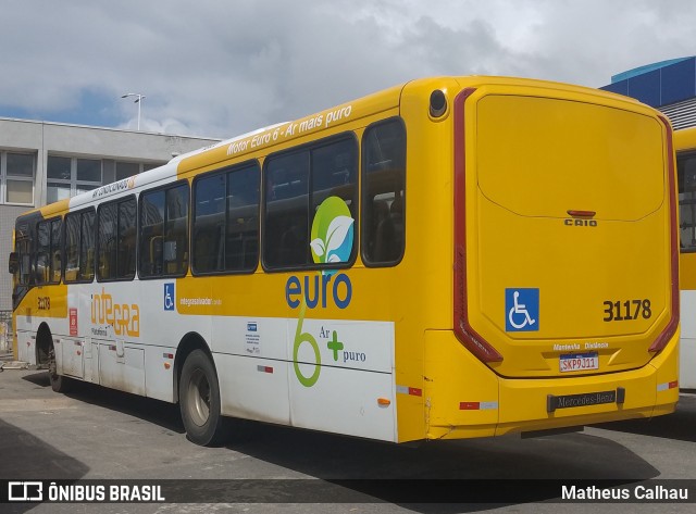 Plataforma Transportes 31178 na cidade de Salvador, Bahia, Brasil, por Matheus Calhau. Número da foto: #13182910.
