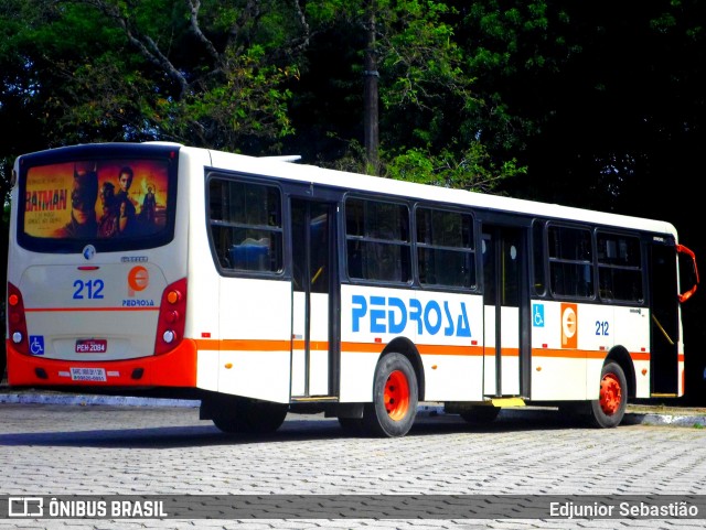 Empresa Pedrosa 212 na cidade de Recife, Pernambuco, Brasil, por Edjunior Sebastião. Número da foto: #13181594.