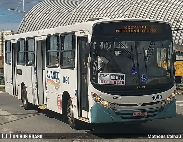 Avanço Transportes 1090 na cidade de Salvador, Bahia, Brasil, por Matheus Calhau. Número da foto: #13182087.