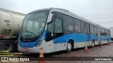 Ônibus Particulares 8010 na cidade de Feira de Santana, Bahia, Brasil, por Jacó Gebosky. Número da foto: #:id.