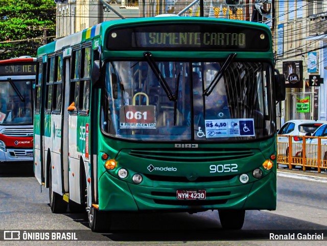 Viação Modelo 9052 na cidade de Aracaju, Sergipe, Brasil, por Ronald Gabriel. Número da foto: #13205051.