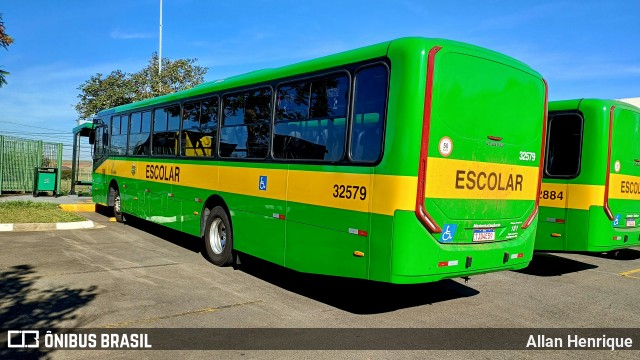 Transportes Capellini 32579 na cidade de Paulínia, São Paulo, Brasil, por Allan Henrique. Número da foto: #13206222.